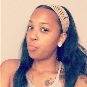 Meet your Posher, Terronika